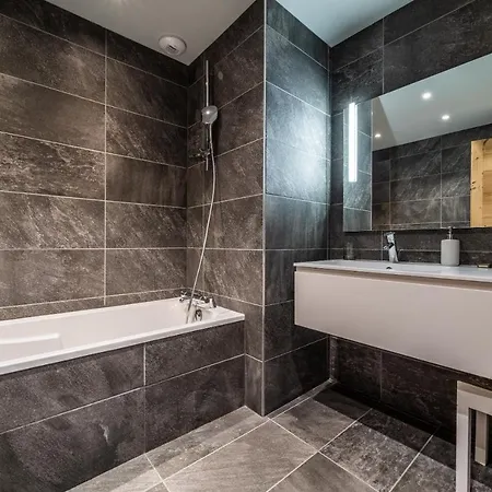 Apartment Cortirion - By Emerald *