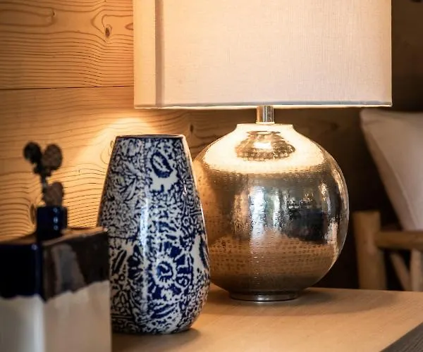 Cortirion - By Emerald *