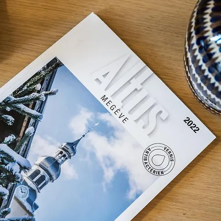 Cortirion - By Emerald 梅杰夫